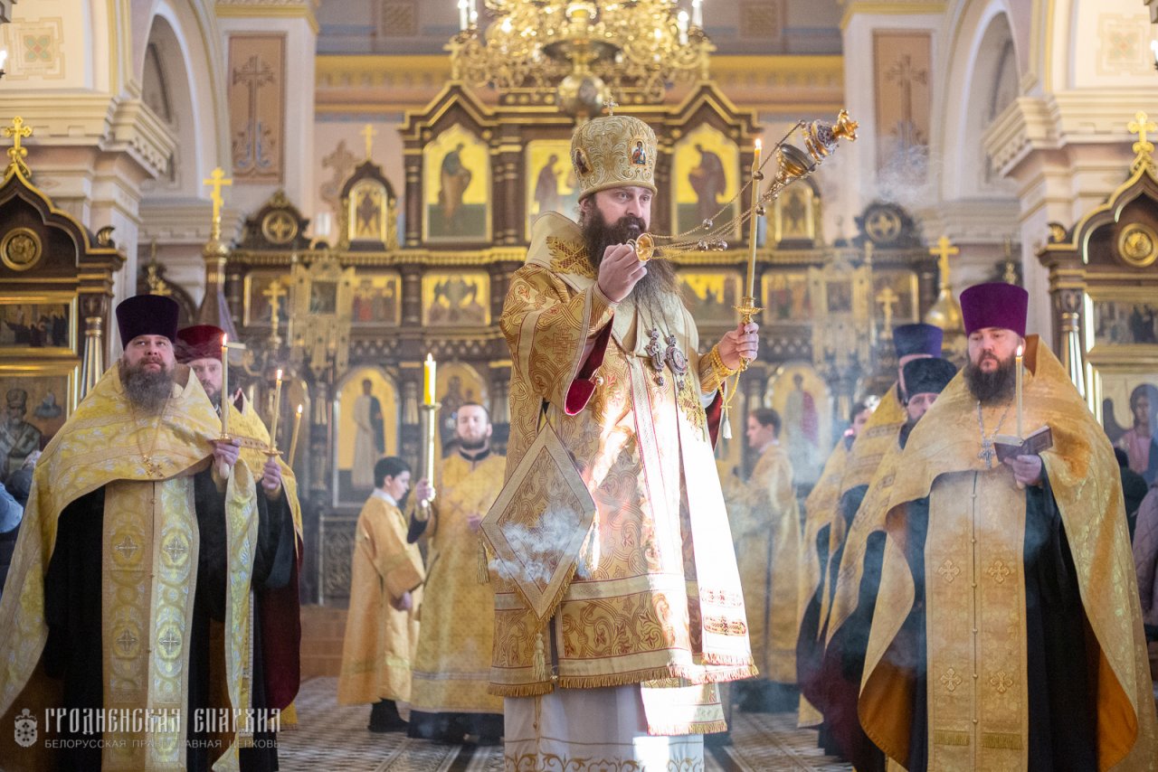 Покровский кафедральный собор подробнее