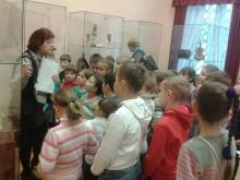 13 декабря учащиеся воскресной школы посетили выставку « В ожидании Рождественского чуда» в "Гродненском государственном музее истории религии". 13 декабря учащиеся воскресной школы посетили выставку « В ожидании Рождественского чуда» в "Гродненском государственном музее истории религии".