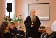 "Воспитание музыкой" - интерактивная встреча в родительском клубе с протоиереем Андреем Бондаренко "Воспитание музыкой" - интерактивная встреча в родительском клубе с протоиереем Андреем Бондаренко