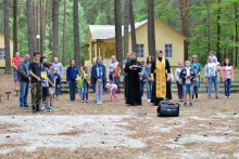 V-ый "Летний семейный лагерь", д. Поречье, семейный клуб "Возрождение" V-ый "Летний семейный лагерь", д. Поречье, семейный клуб "Возрождение"