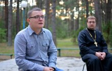 V-ый "Летний семейный лагерь", д. Поречье, семейный клуб "Возрождение" V-ый "Летний семейный лагерь", д. Поречье, семейный клуб "Возрождение"