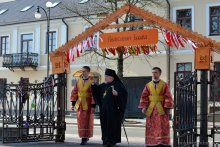 Архиепископ Артемий возглавил Пасхальную вечерню в кафедральном соборе Гродно