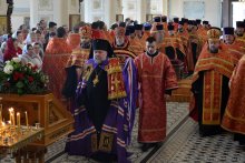 Архиепископ Артемий возглавил Пасхальную вечерню в кафедральном соборе Гродно