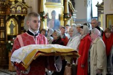 Архиепископ Артемий возглавил Пасхальную вечерню в кафедральном соборе Гродно